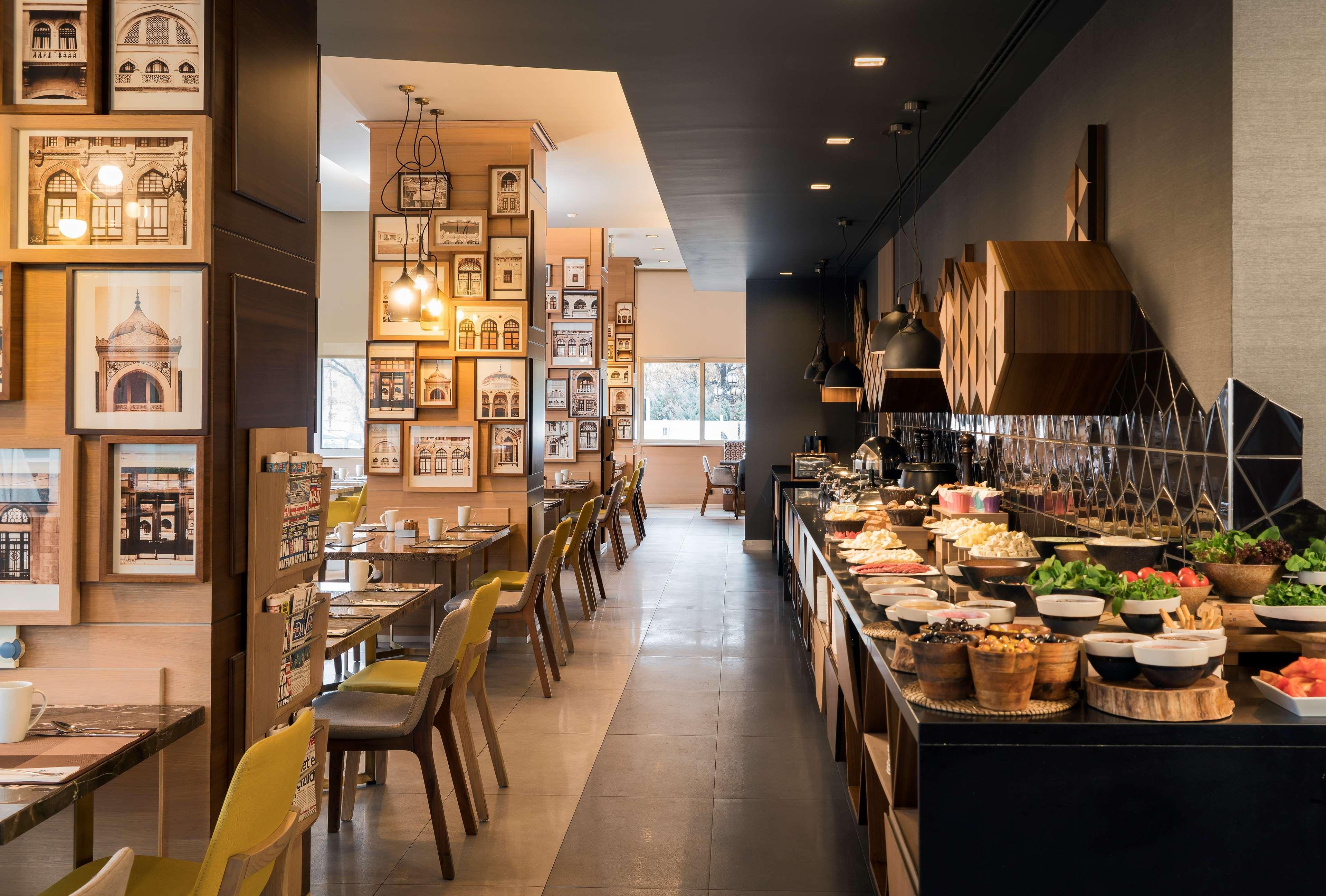 Otel Radisson Blu 4*
